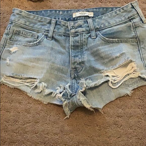 Abercrombie & Fitch Pants - Abercrombie & Fitch denim shorts
